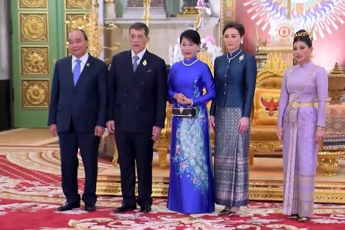 State President pays courtesy visit to Thai King